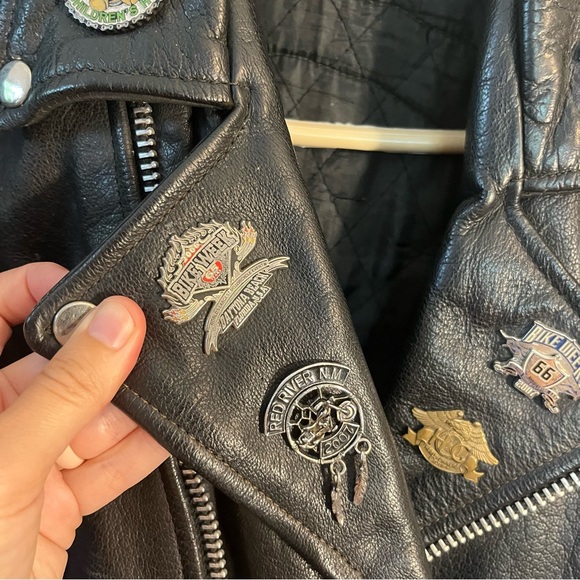 Harley Davidson 9/11 Remembrance Leather Jacket with Pins Size 40 - Picture 2 of 10